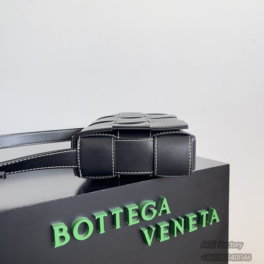 Bottega Veneta Cassette Cowhide Shoulder Bag 758105 Handbag Intreccio Weaving Craft Edge Stitching Detail Luxury Designer Mirror 9A 23cm