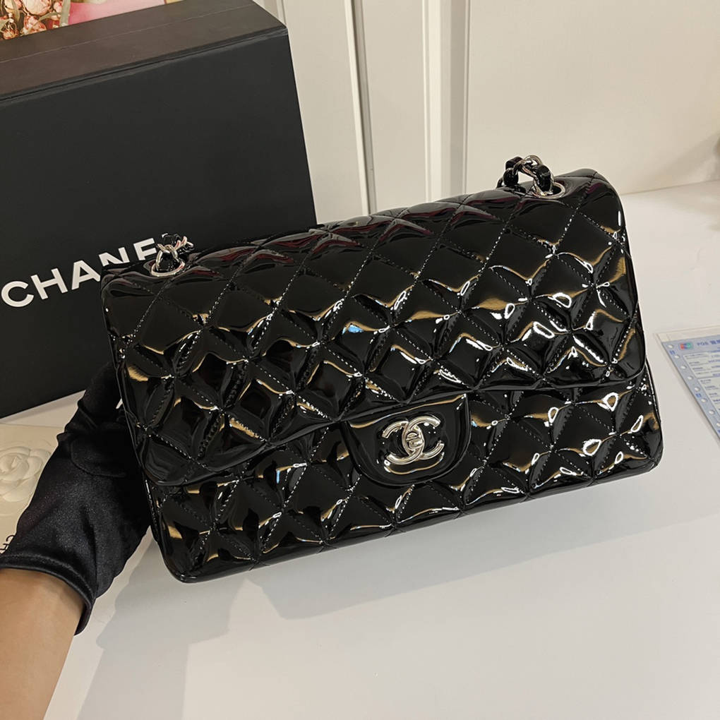 Chanel Jumbo1113 Cowhide Patent Leather 9A Mirror Quality Luxury Design Handbag 30cm