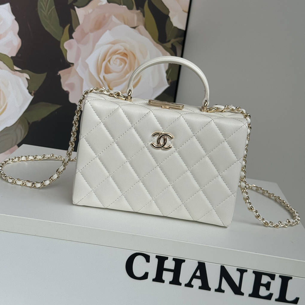 Chanel 24k Cosmetic Bag As5167 Classic Light Gold Chain With Lambskin Handbag Cc Logo Designer Luxury Shoulder Strap 9A Mirror Quality 18cm