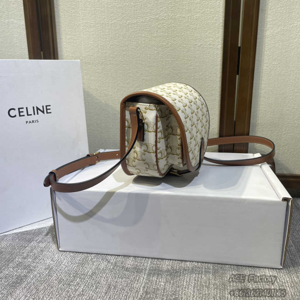 Celine Folco Triomphe Vintage Canvas Saddle   Shoulder Bag 191502 Crossbody Casual Fashion Handbag Luxury Designer Mirror Quality 18cm