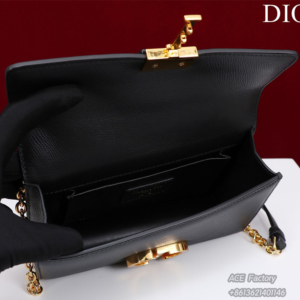 Christian Dior 30 Montaigne Chain Small Bag Women Fashion Bag 933434 9A Mirror Quality Luxury Design 21.5cm