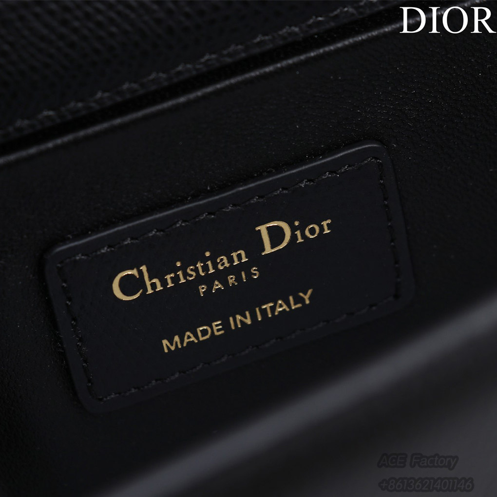 Christian Dior 30 Montaigne Chain Small Bag Women Fashion Bag 933434 9A Mirror Quality Luxury Design 21.5cm