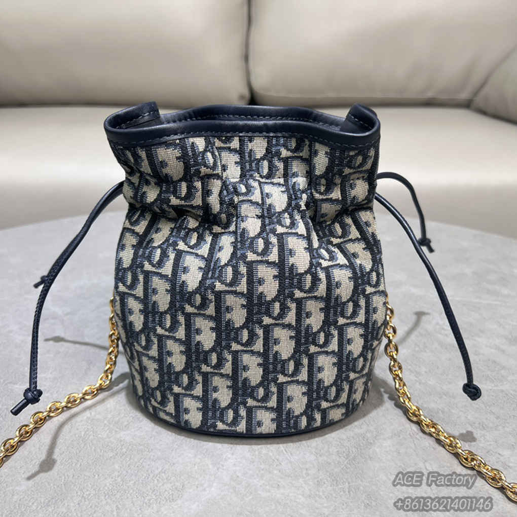 Christian Dior 30 Montaigne Mini Drawstring Bucket Bag CD S2374 9A  Mirror Quality Luxury Design  Handbag 16cm