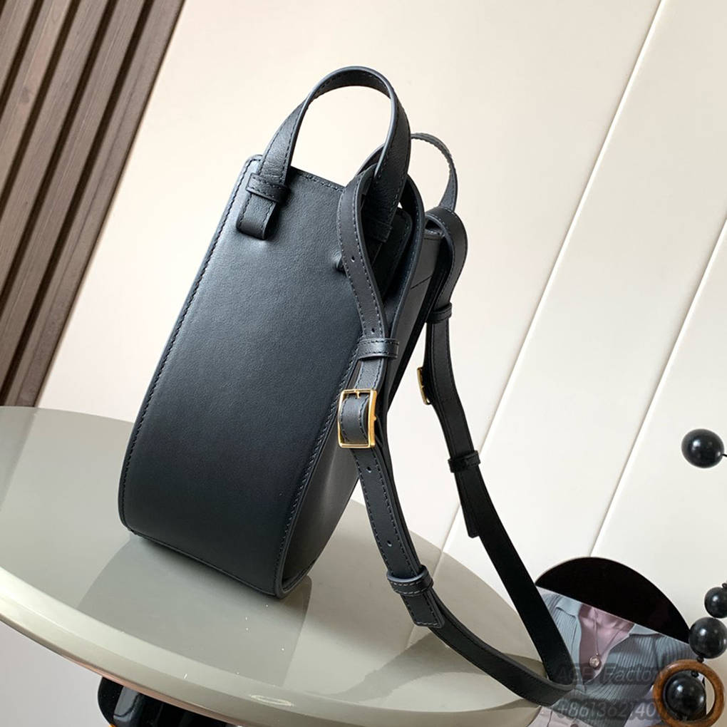 LOEWE Hammock Slice bags Shoulder Bag Handbag Anagram Luxury Designer Mirror Quality Handbag 21cm