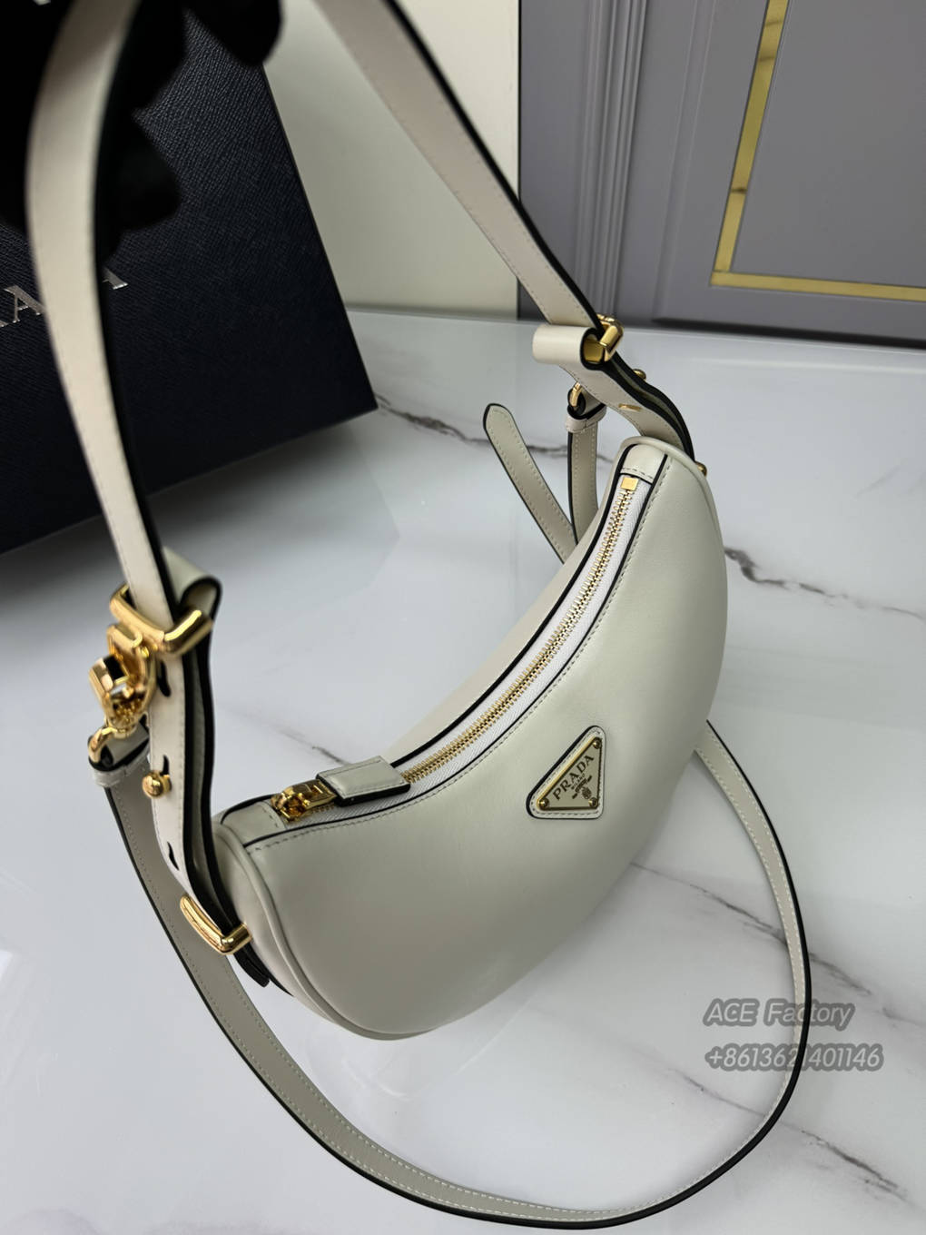 Prada Half Moon Women Shoulder Bag Underarm Double Straps 1BC194 Triangle Metal Logo Curved Handbag Fashion  Bag 9A Mirror Quality Luxury Design 22.5cm