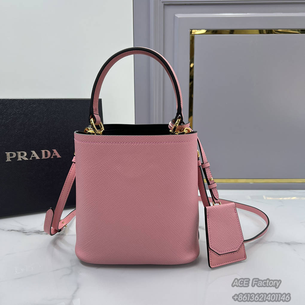 Parda Bucket Saffiano Crossgrain Leather Handbag Shoulder Crossbody 1BA217 Triangle Metal Logo Handbag Fashion 9A Mirror Quality Luxury Design 18cm