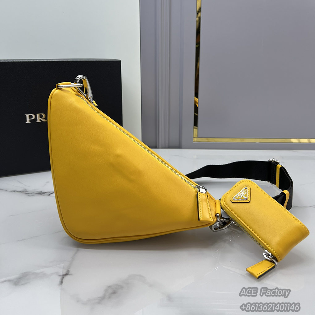 Parda Triangle Handbag 1BH190 Triangle Metal Logo Shoulder Bag Fashion 9A Mirror Quality Luxury Design 26cm