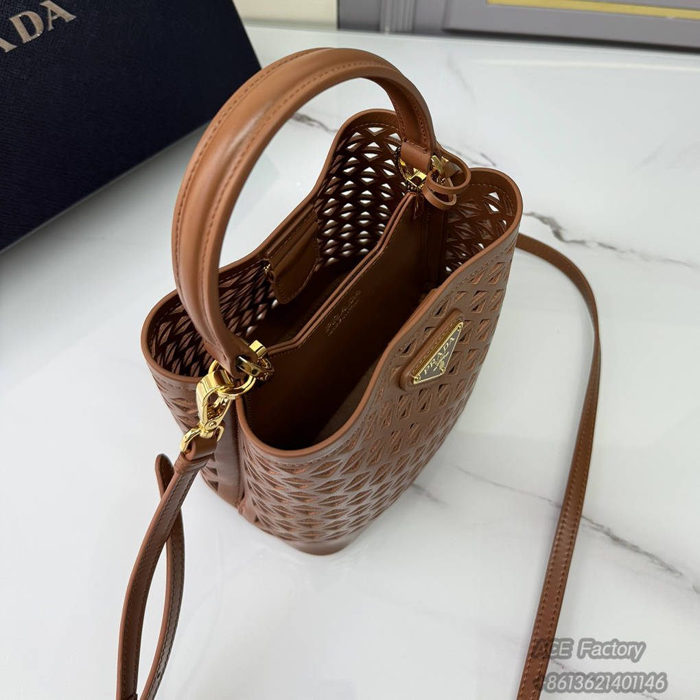 Prada Hollow Leather Bucket Saffiano Perforated Calfskin 1ba217 Triangle Metal Logo Handbag Fashion 9A Mirror Quality Luxury Design 17cm