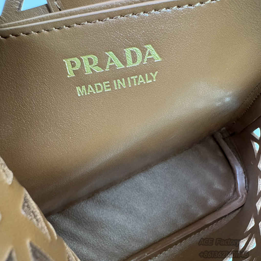 Prada Hollow Leather Bucket Saffiano Perforated Calfskin 1ba217 Triangle Metal Logo Handbag Fashion 9A Mirror Quality Luxury Design 17cm