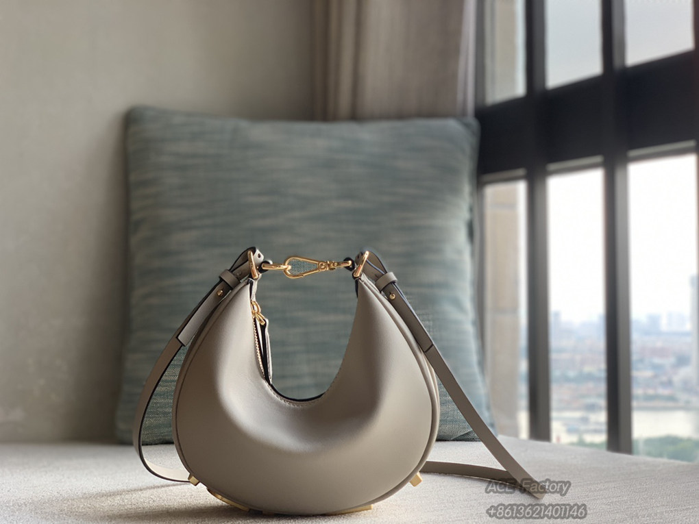 Fendi Graphy Mini Underarm Bag Crescent Metal Large Logo Shoulder Bag Tote Casual Fashion Luxury Designer Mirror Quality 20cm