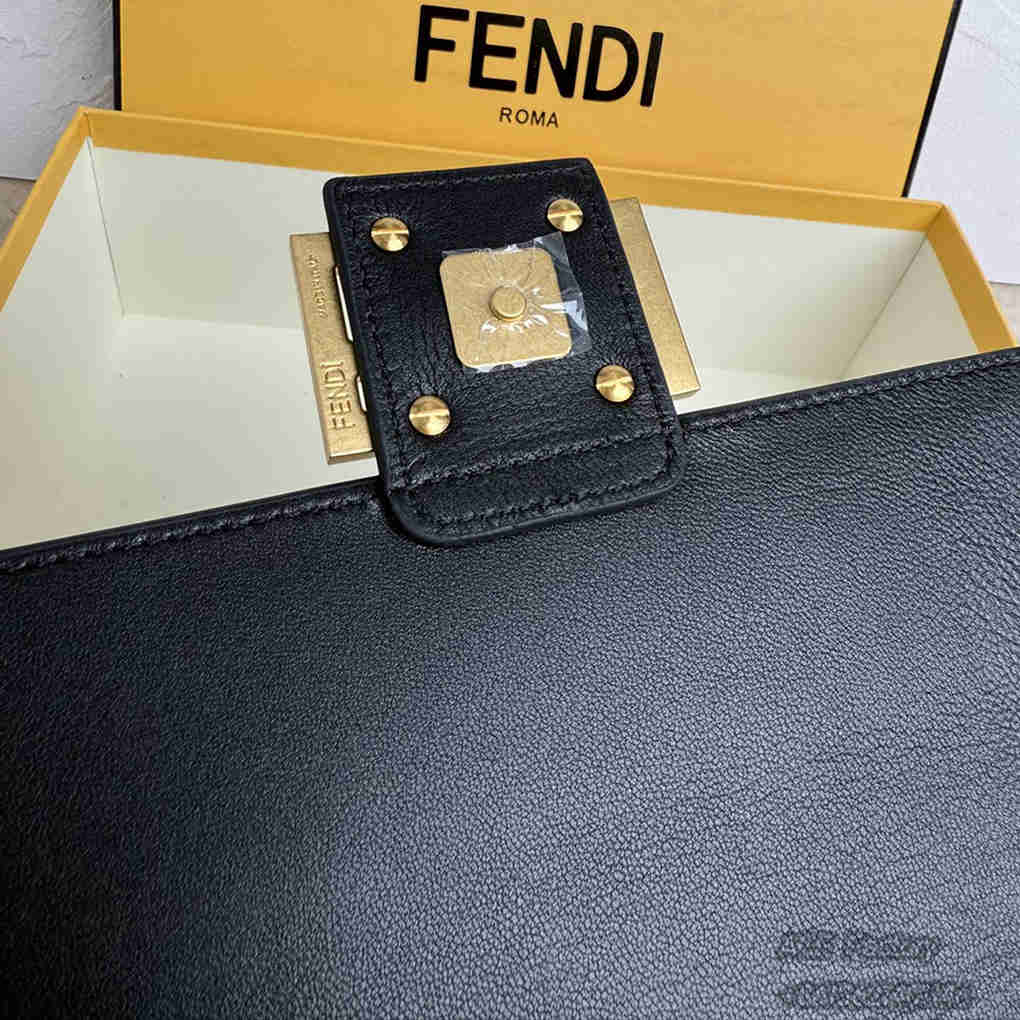 FENDI Baguette Chain Shoulder Bag 3D Textured FF Pattern Panappa Lambskin Tote Casual Fashion Handbag Luxury Designer Mirror Quality 24cm