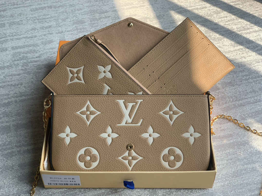 Félicie Pochette Louis Vuitton Monogram Coated Canvas and Genuine Leather Chain Wallet Shoulder Bag 9A Mirror Quality Luxury Design 21cm  M81896 M12754 