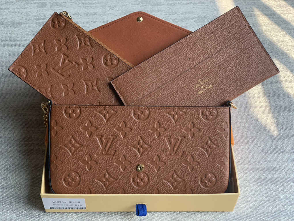 Félicie Pochette Louis Vuitton Monogram Coated Canvas and Genuine Leather Chain Wallet Shoulder Bag 9A Mirror Quality Luxury Design 21cm  M81896 M12754 