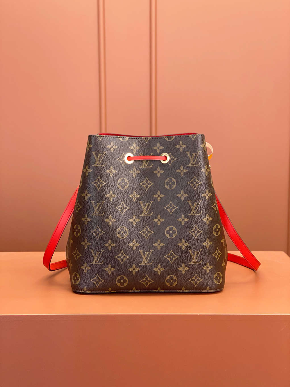 Neonoe Lv Monogram Coated Canvas Embossed Grained Cowhide Leather Louis Vuitton Replica Bag Fashion Design Luxury 10A Top Mirror Version 26cm  M44020  M45497