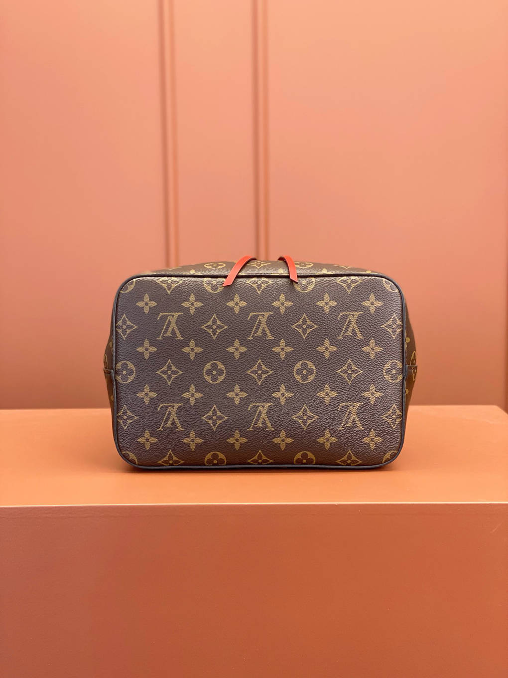 Neonoe Lv Monogram Coated Canvas Embossed Grained Cowhide Leather Louis Vuitton Replica Bag Fashion Design Luxury 10A Top Mirror Version 26cm  M44020  M45497